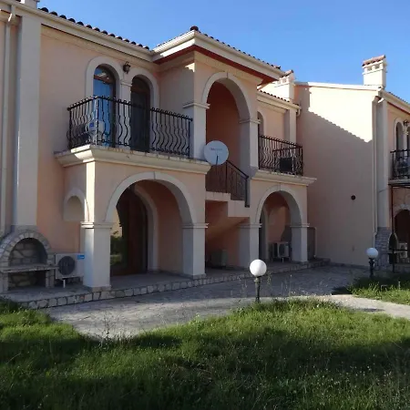 Nyaraló Romana *