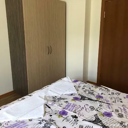Hébergement de vacances Romana Elenite